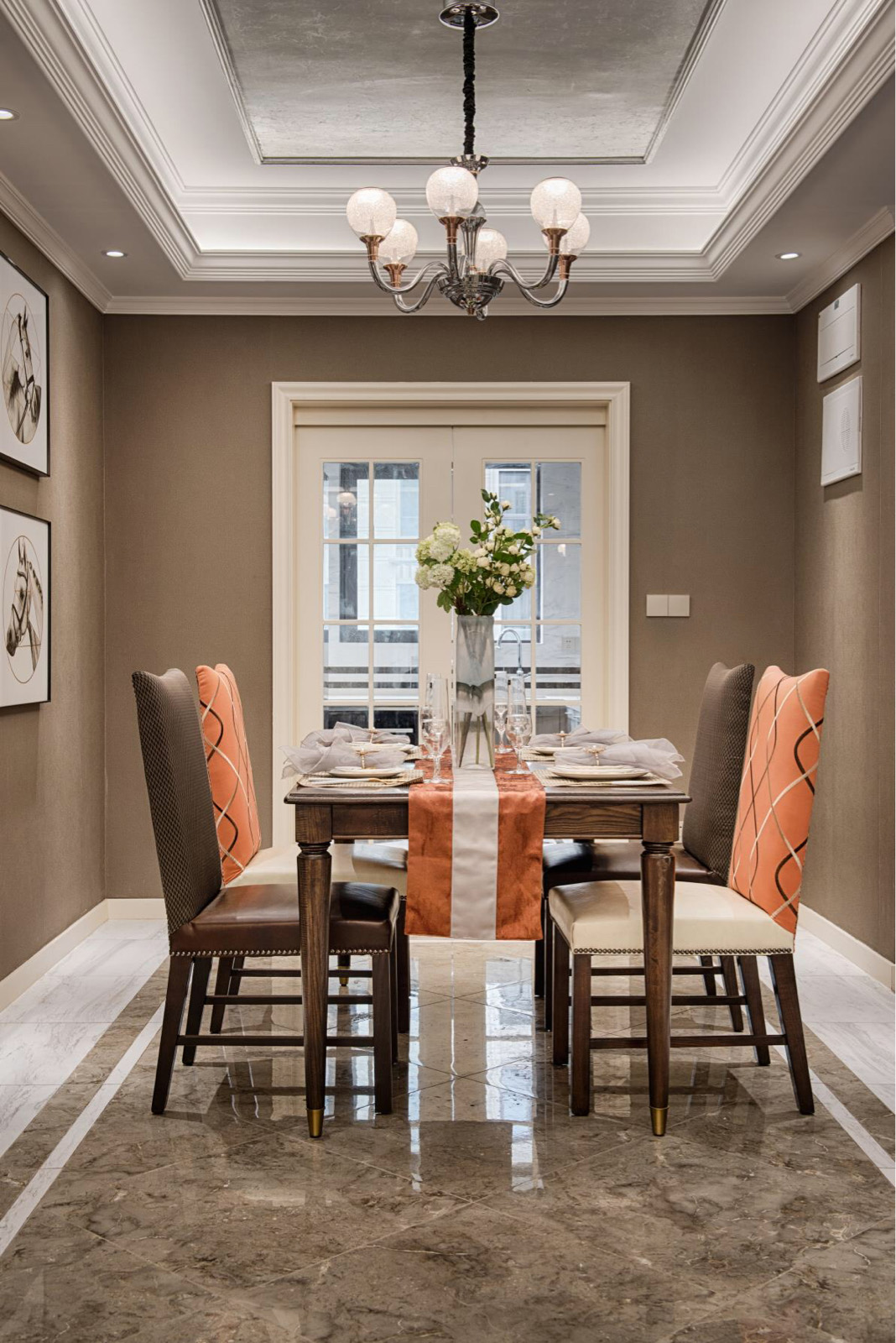 美式風(fēng)格餐廳裝修案例效果圖