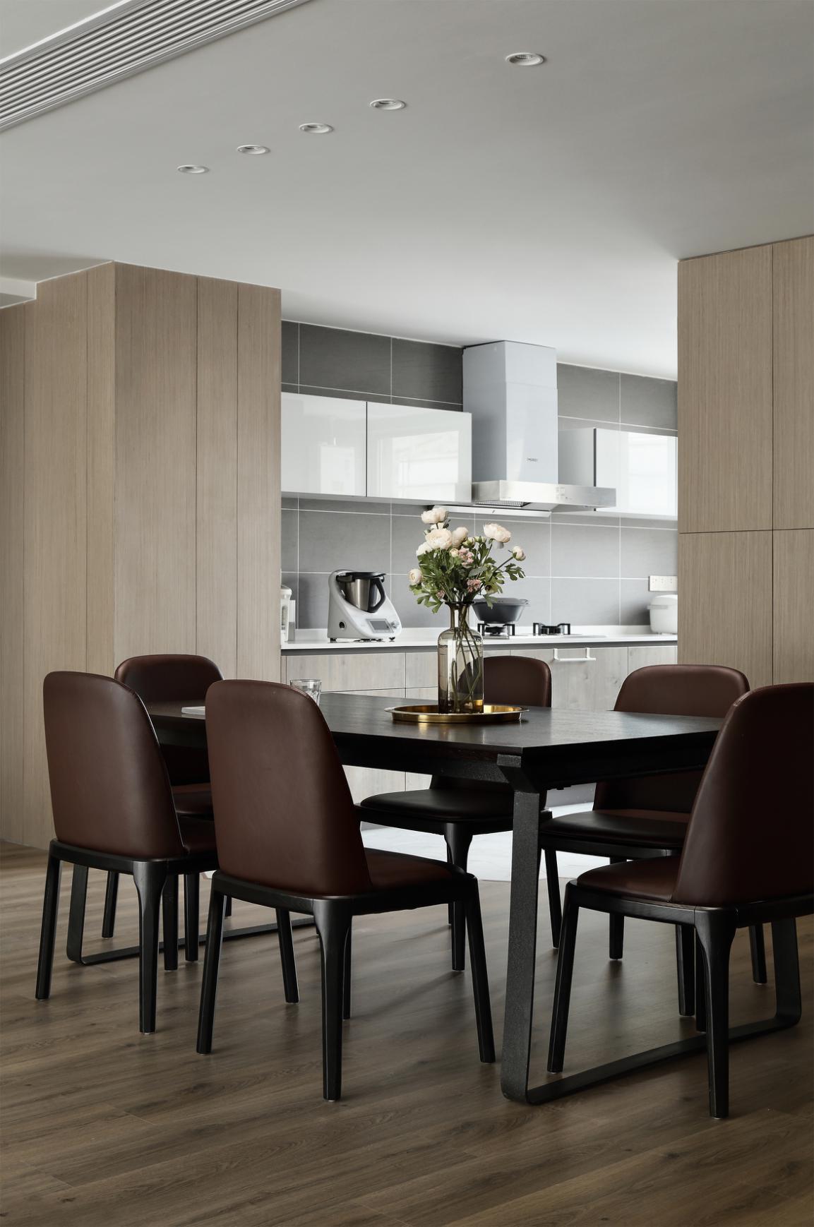 現(xiàn)代簡約裝修效果圖