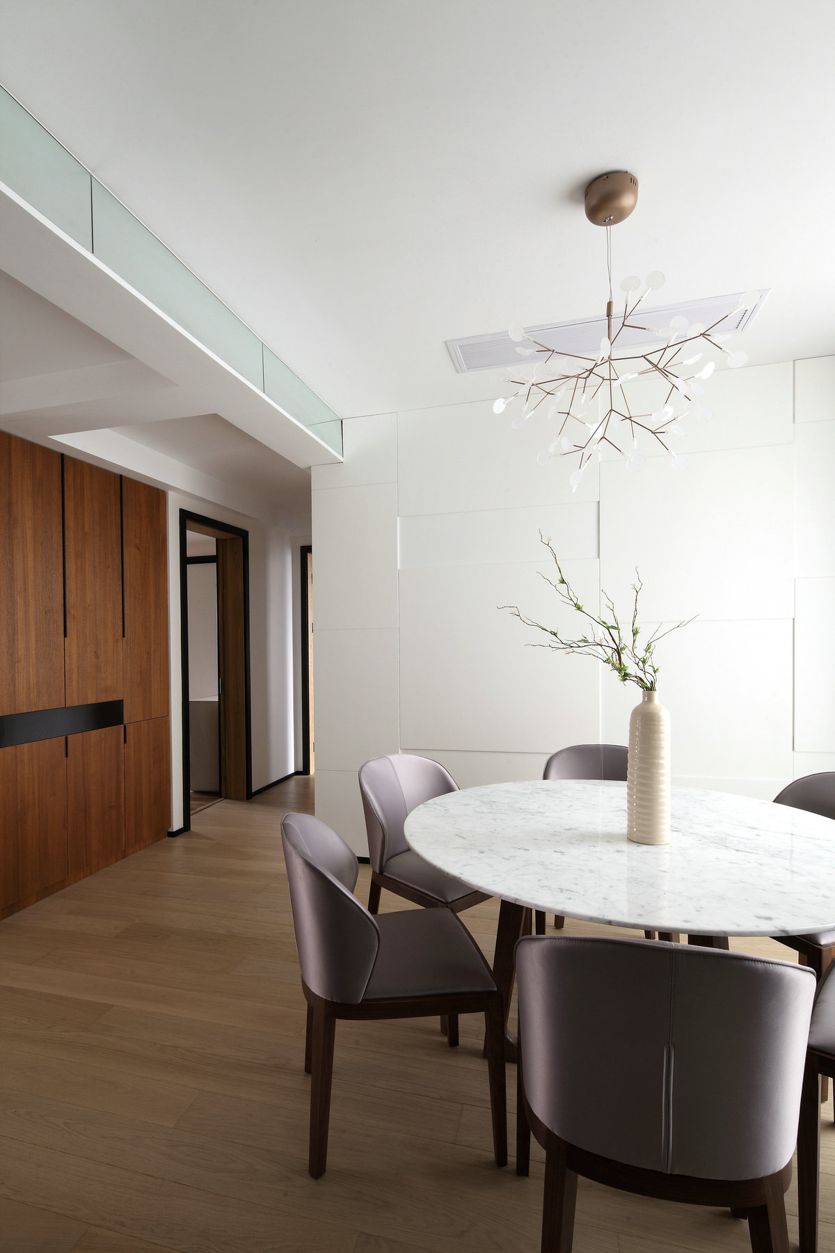 臺式風(fēng)格餐廳裝修效果圖