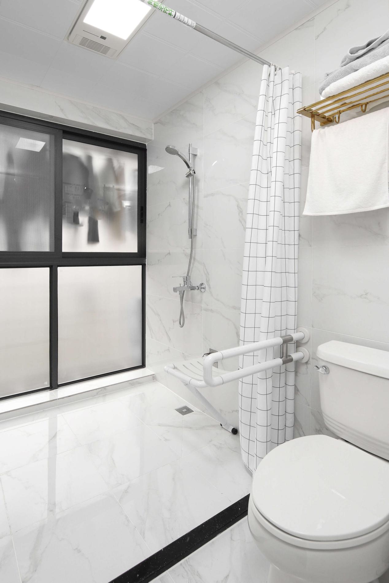 現(xiàn)代輕奢衛(wèi)生間裝修效果圖