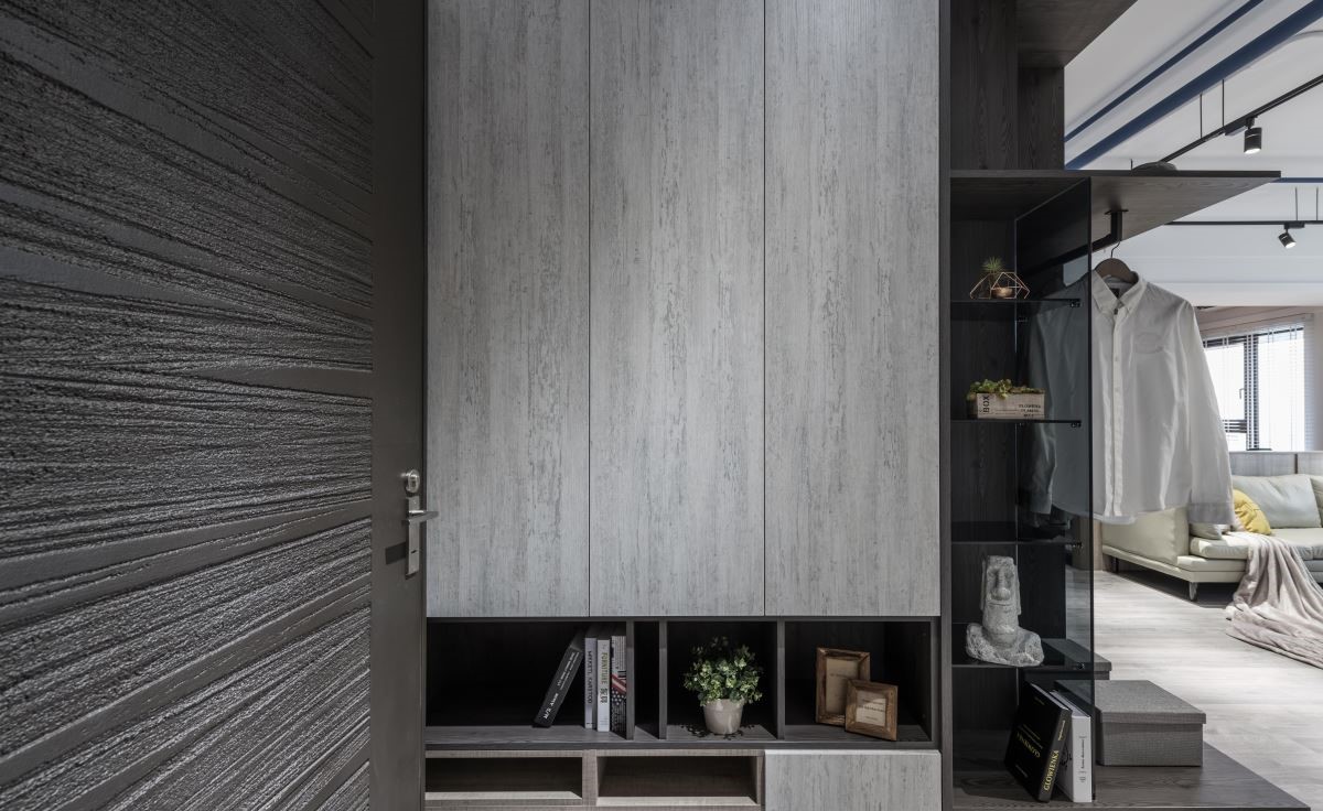 現(xiàn)代簡(jiǎn)約玄關(guān)裝修效果圖